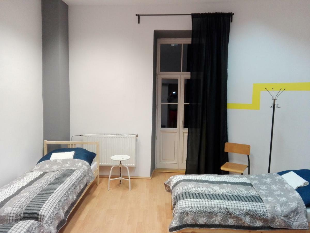 Lulu Hostel Lublin Ngoại thất bức ảnh